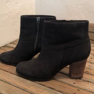 Cole Haan size 5 black heel bootie micro suede
